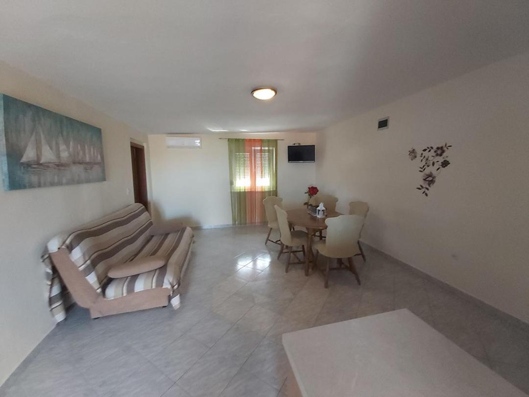 Apartments Elvir Nin Zewnętrze zdjęcie